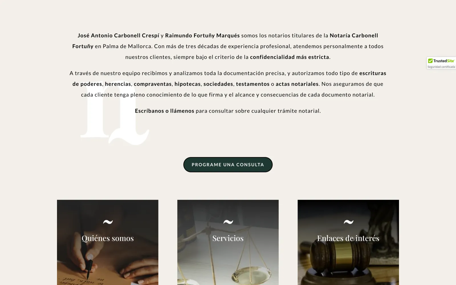 The office's home page: introduction of the notaries and three photo cards